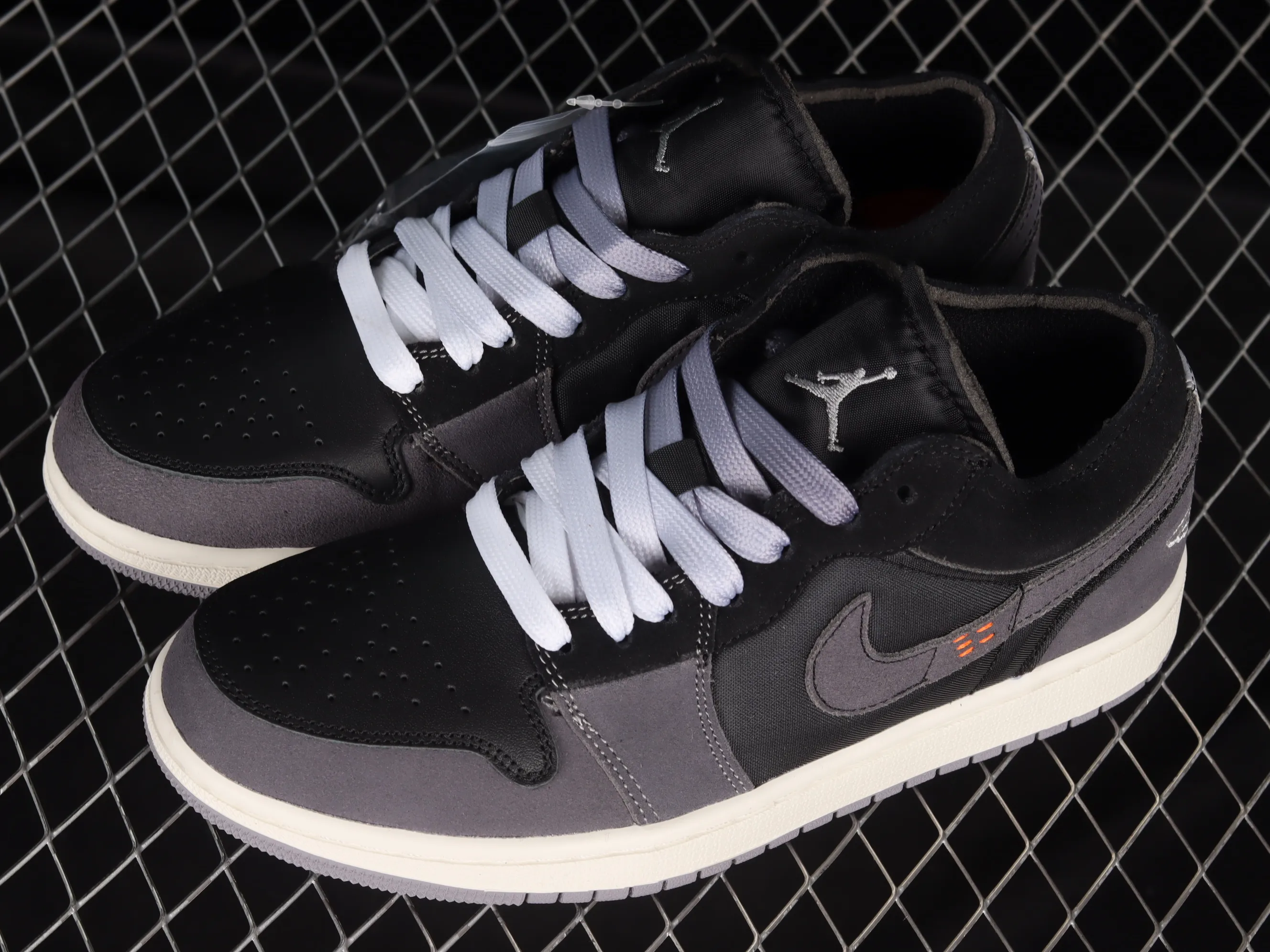 All categories Air Jordan Jordan series basketball shoes Air Jordan 1 Low Air Jordan 1 Low "Black Grey" AJ1 Joe 1 black gray retro culture and leisure sports sneakers DN1635-001